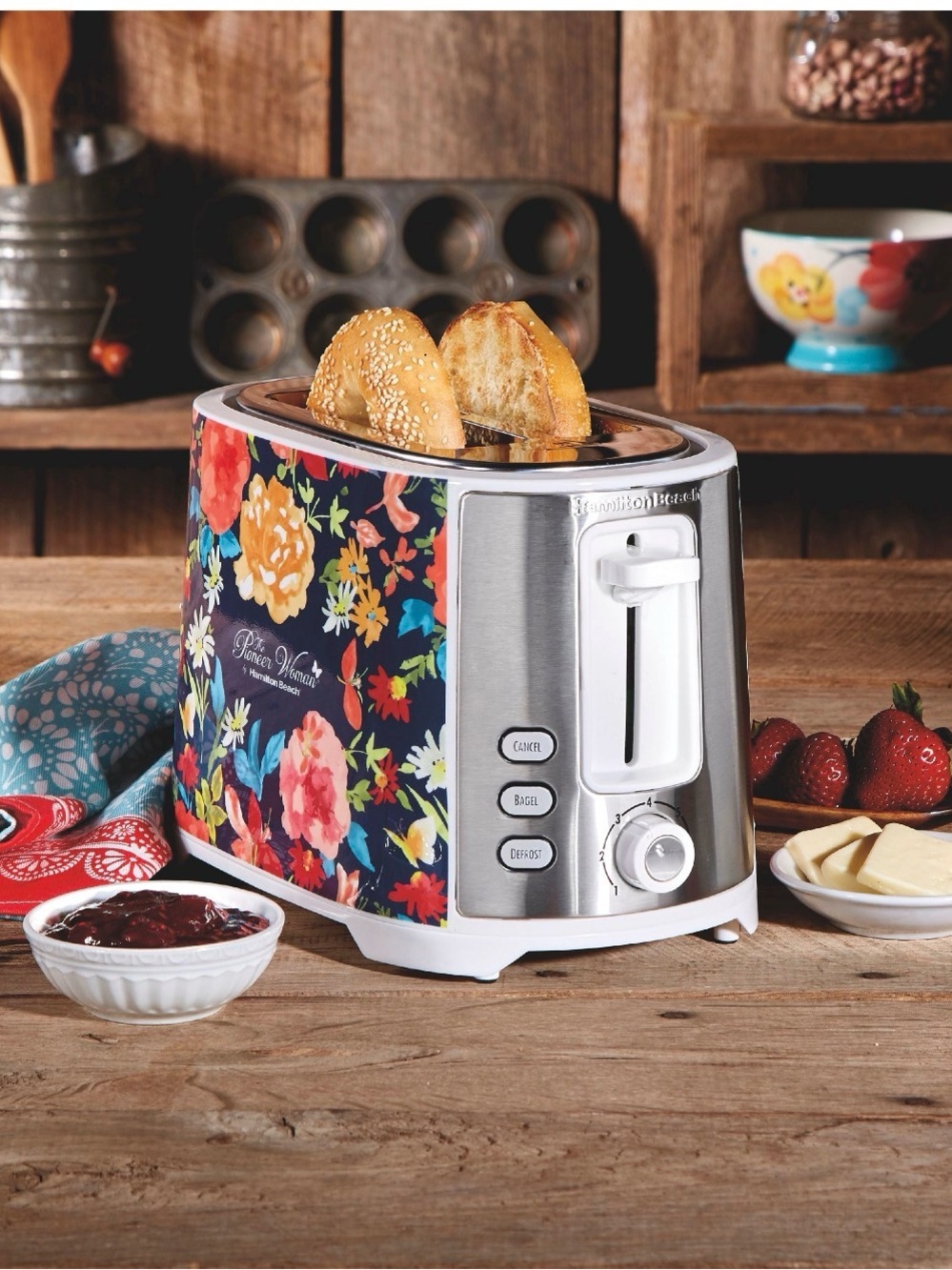 The Pioneer Woman Fiona Floral 2-Slice Toaster